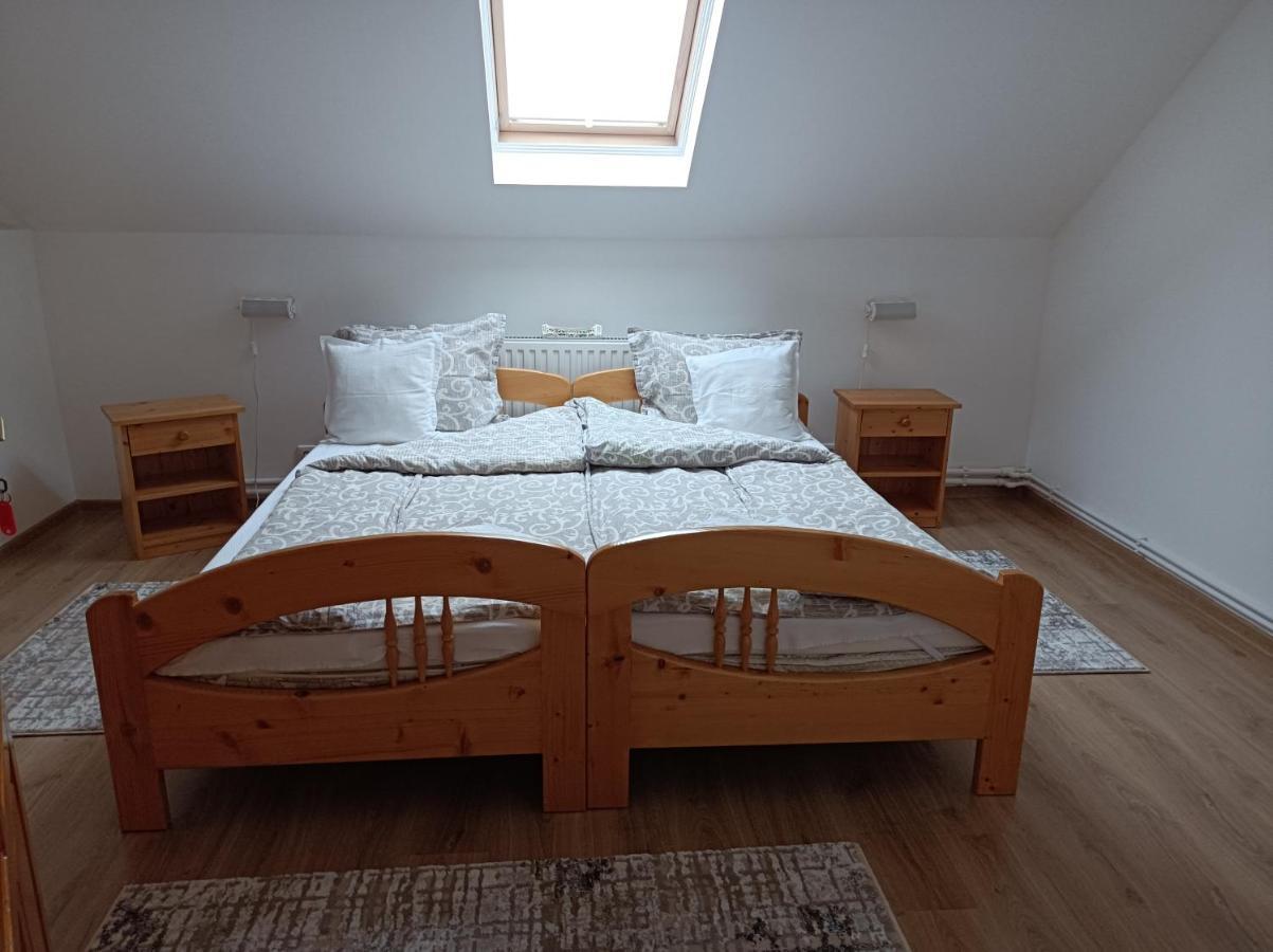 קורונד Narcisz B&B מראה חיצוני תמונה