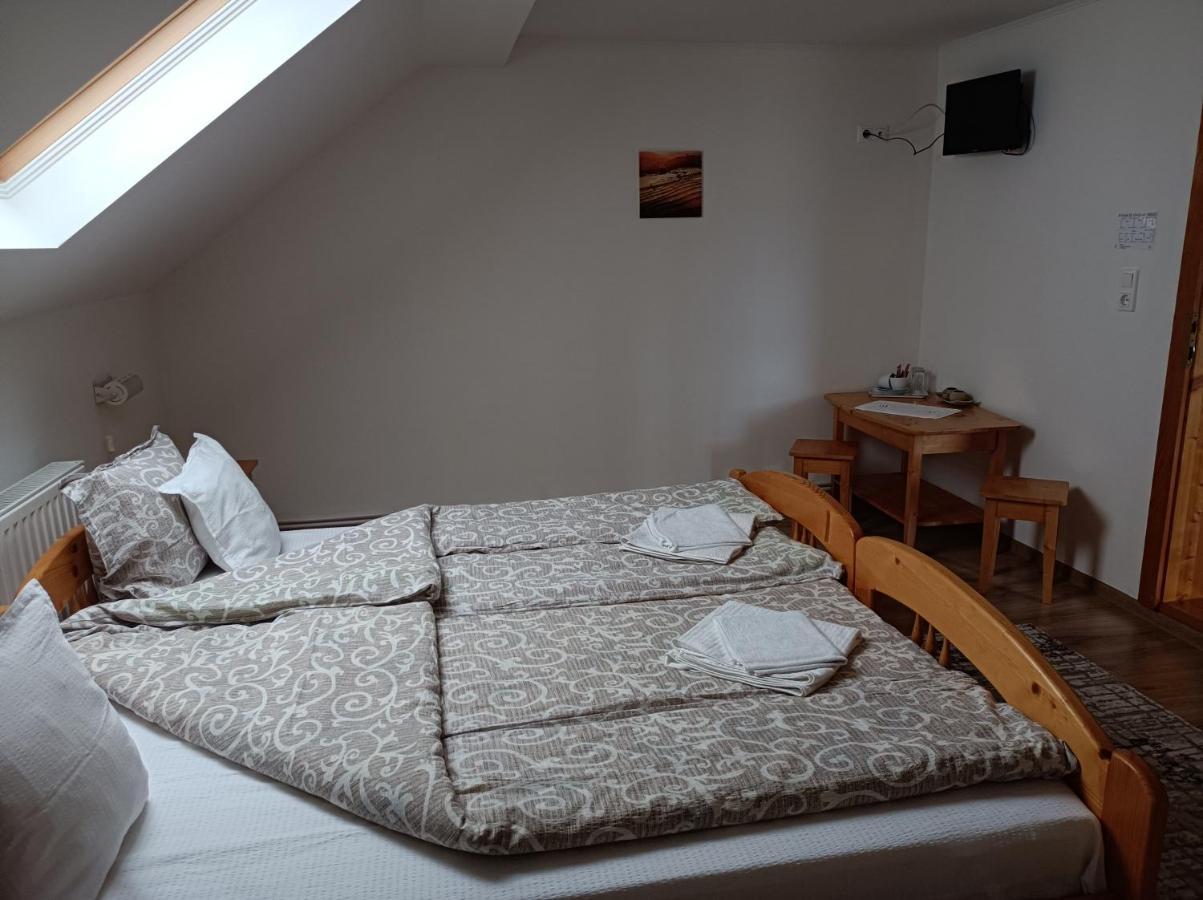 קורונד Narcisz B&B מראה חיצוני תמונה
